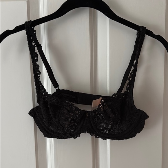 VS Bra Bundle - Picture 2 of 12